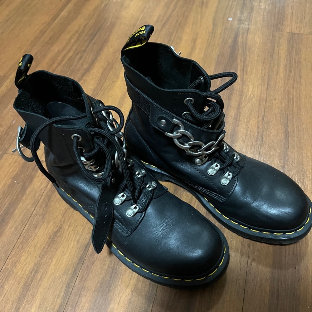Dr Martens Boots with Silver Chain